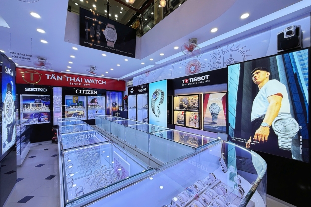 Shop Nguyễn Huệ