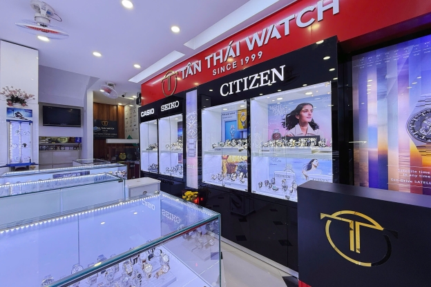 Shop Nguyễn Huệ