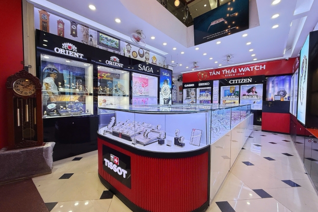 Shop Nguyễn Huệ