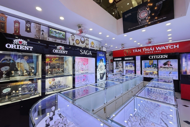 Shop Nguyễn Huệ