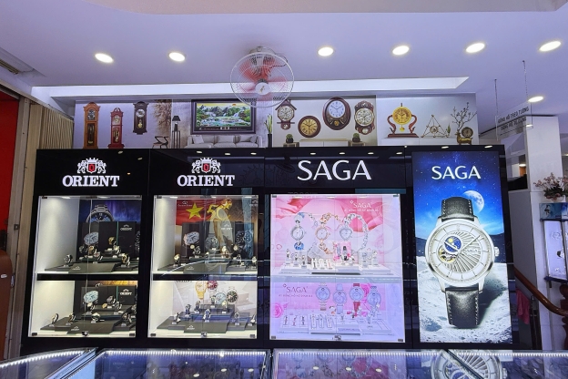 Shop Nguyễn Huệ