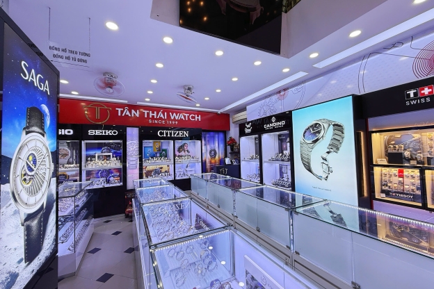 Shop Nguyễn Huệ